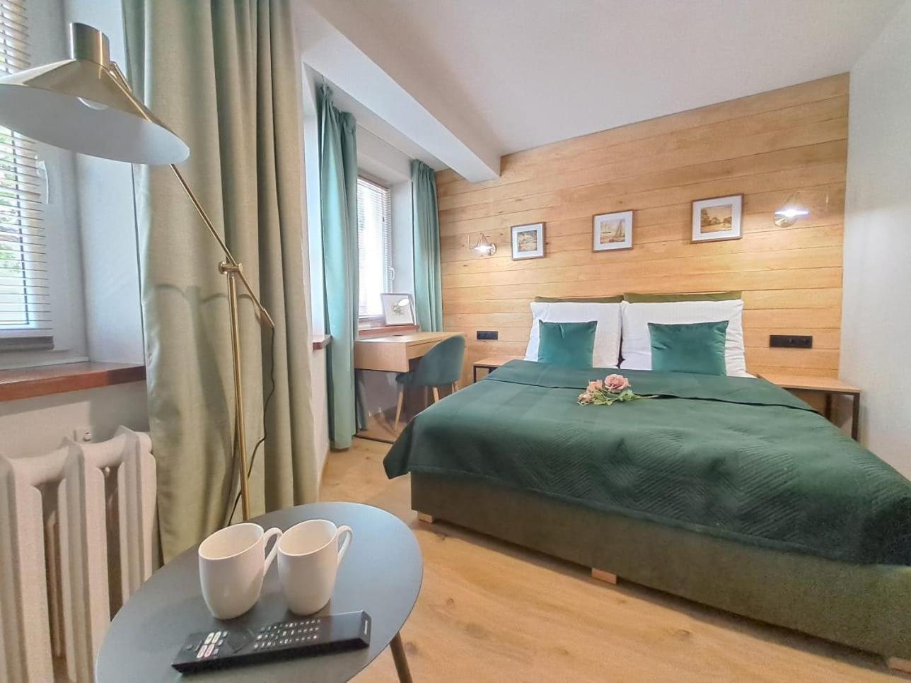 Dk Apartamenty Hotelove Lötzen Exterior foto