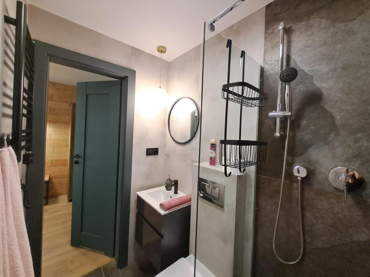 Dk Apartamenty Hotelove Lötzen Exterior foto