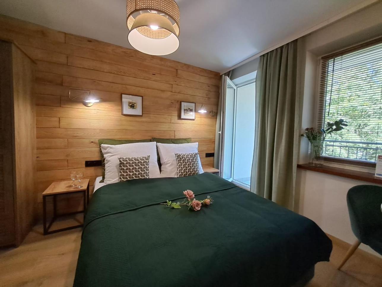 Dk Apartamenty Hotelove Lötzen Exterior foto